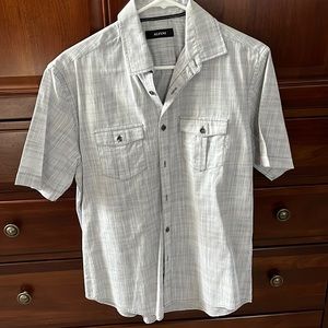 Casual shirt sleeve button down